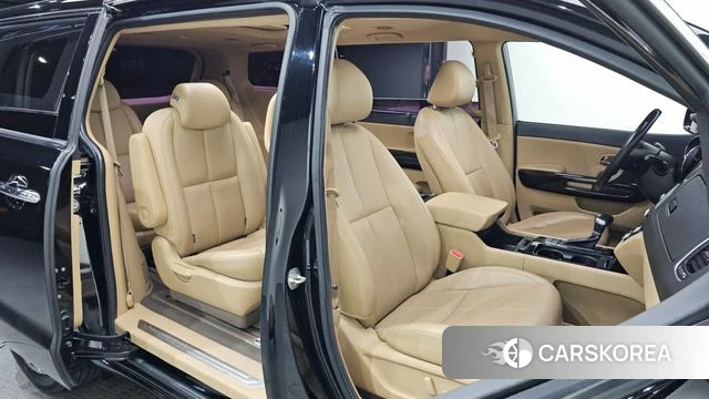 Kia All New Carnival 2018 Черный из Кореи, фото 3