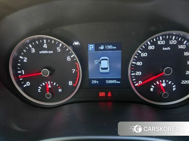 Kia Stonic 2018 Белый из Кореи, фото 3