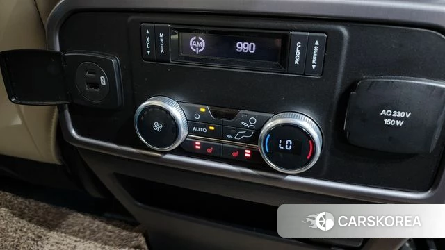 Ford Expeditation 2021 Белый из Кореи, фото 3