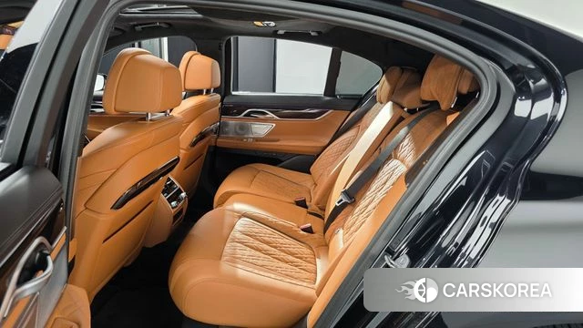 BMW 7 Series (G11) 2022 Черный из Кореи, фото 3