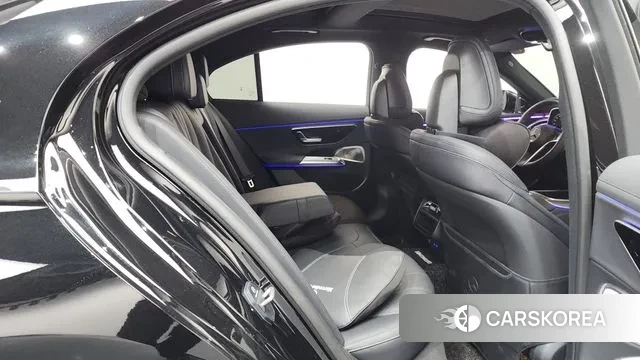 Mercedes-Benz E-Class W214 2025 Черный из Кореи, фото 3