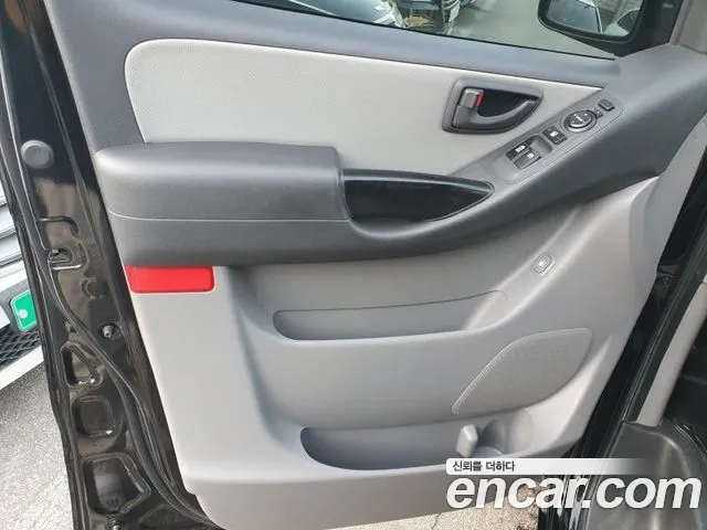 Hyundai The New Grand Starex 2021 Черный из Кореи, фото 3