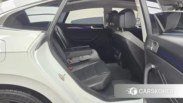 Volkswagen Arteon 2022 Белый из Кореи, фото 3