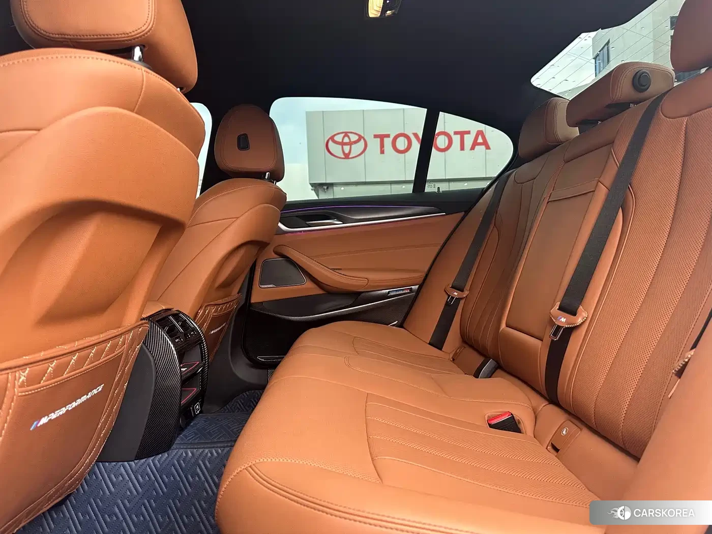 BMW 5 series 2023 Белый из Китая, фото 3
