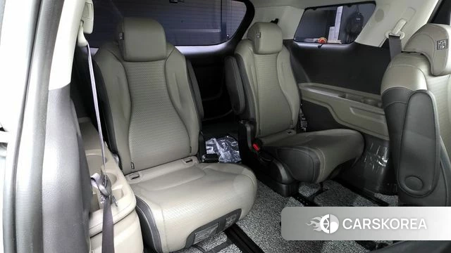 Kia The New Carnival 4th Generation 2024 Серебряный из Кореи, фото 3