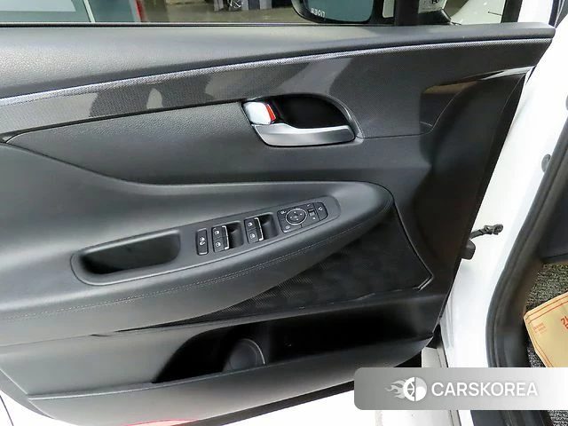 Hyundai The New Santa Fe 2022 Белый из Кореи, фото 3