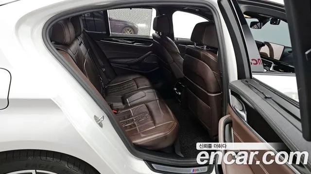 BMW 5 Series (G30) 2022 Белый из Кореи, фото 3