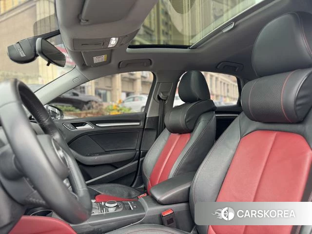 Audi A3 2019 Белый из Китая, фото 3