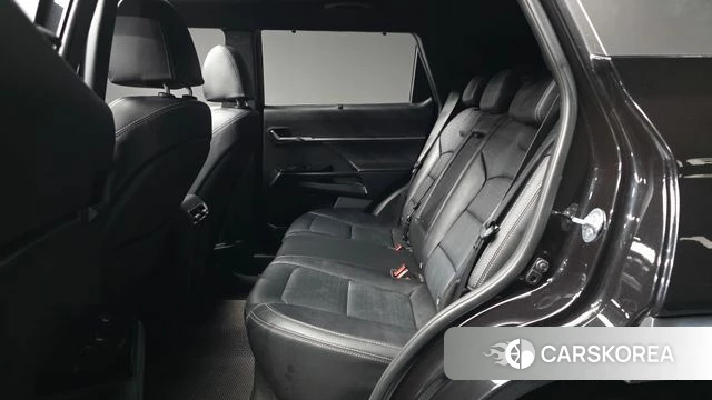 Ssangyong Torres 2022 Черный из Кореи, фото 3