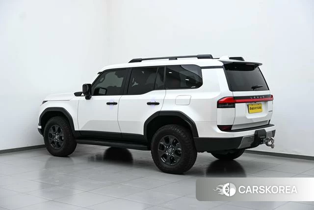Lexus GX 2024 Белый из Китая, фото 3