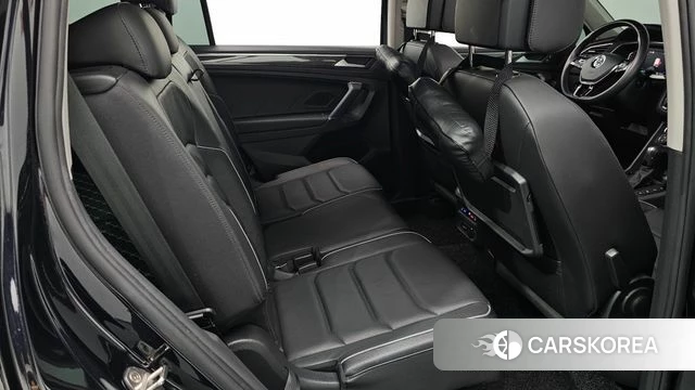 Volkswagen Tiguan Allspace 2020 Черный из Кореи, фото 3
