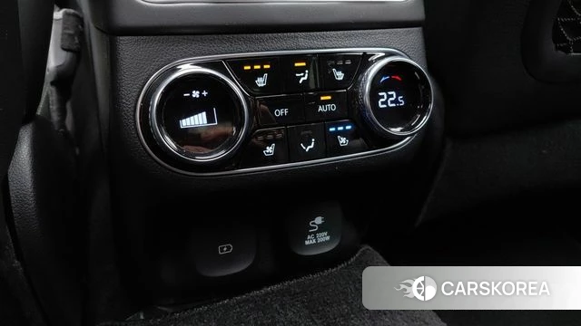Genesis GV70 2021 Серебристо-серый из Кореи, фото 3