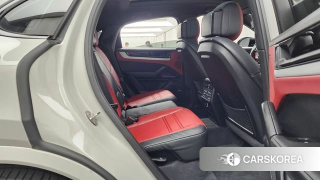 Porsche Cayenne (PO536) 2024 Серебристо-серый из Кореи, фото 3