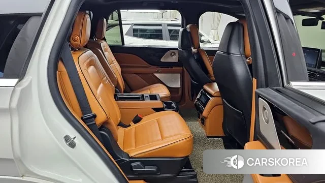 Lincoln Aviator 2nd generation 2020 Белый из Кореи, фото 3