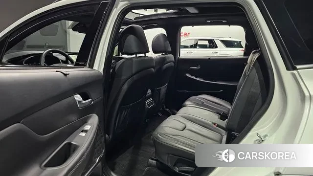 Hyundai The New Santa Fe 2022 Белый из Кореи, фото 3