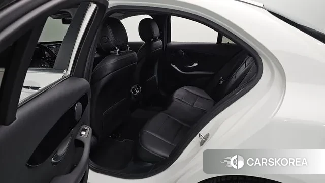 Mercedes-Benz C-Class W205 2019 Белый из Кореи, фото 3