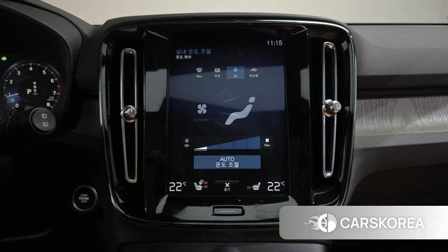 Volvo XC40 2020 Белый из Кореи, фото 3