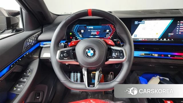 BMW M5 (G90) 2025 Серый из Кореи, фото 3