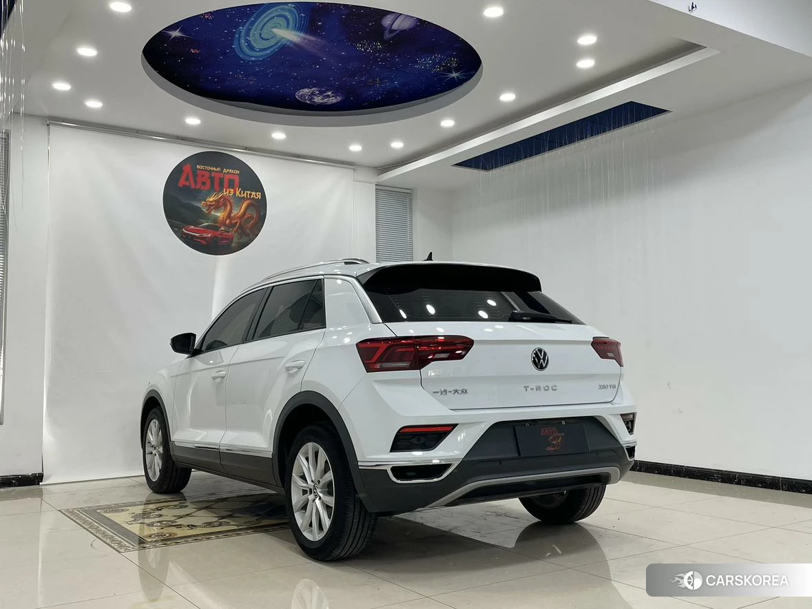 Volkswagen T-Roc 2021 Белый из Китая, фото 3