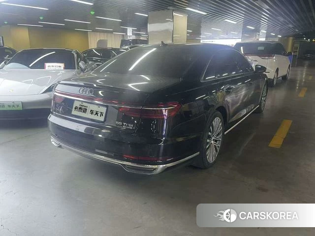 Audi A8 2021 Черный из Китая, фото 3