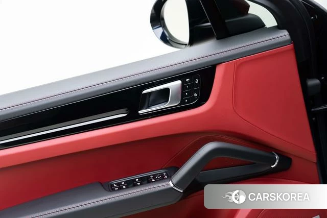 Porsche Cayenne Coupé E-Hybrid 2021 Синий из Китая, фото 3