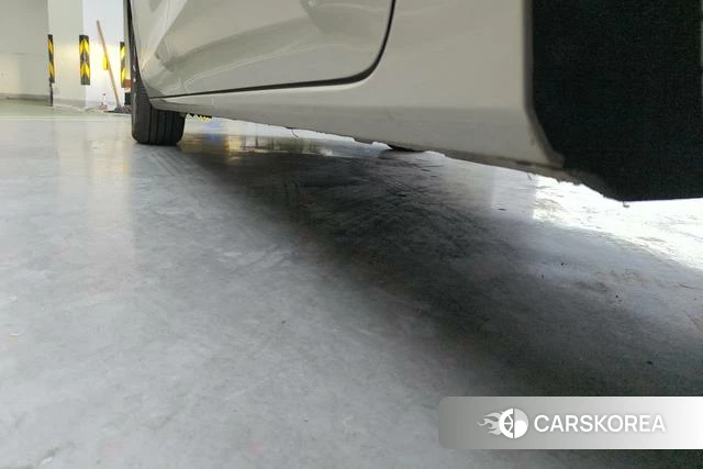 Buick GL8 2022 Желтый из Китая, фото 3