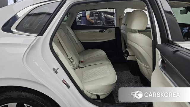 Hyundai The New Grandeur IG Hybrid 2022 Белый из Кореи, фото 3