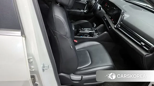 Kia Sportage 5th Generation 2022 Белый из Кореи, фото 3