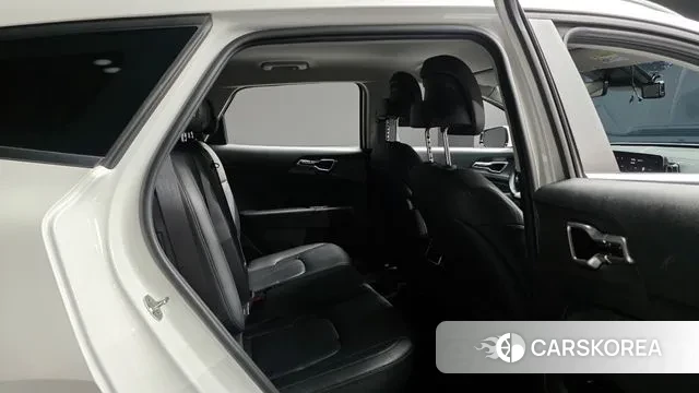 Kia Sportage 5th Generation 2021 Белый из Кореи, фото 3