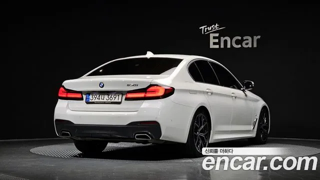 BMW 5 Series (G30) 2022 Белый из Кореи, фото 3