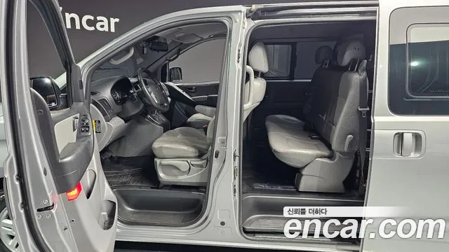 Hyundai The New Grand Starex 2018 Серебряный из Кореи, фото 3