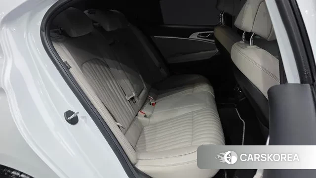 Genesis The New G70 2022 Белый из Кореи, фото 3