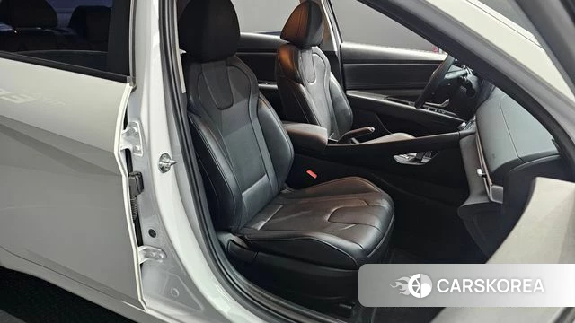 Hyundai Avante (CN7) 2023 Белый из Кореи, фото 3