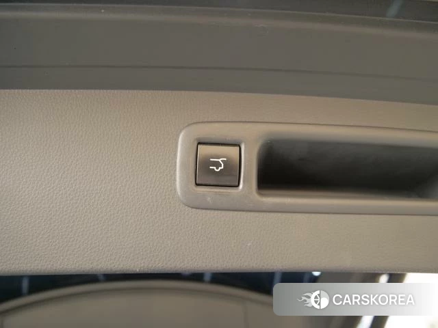 Toyota Crown Lufang 2023 Черный из Китая, фото 3