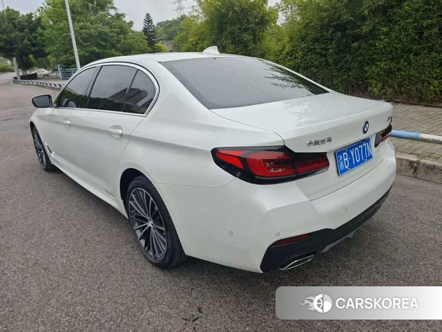 BMW 5 series 2024 Белый из Китая, фото 3
