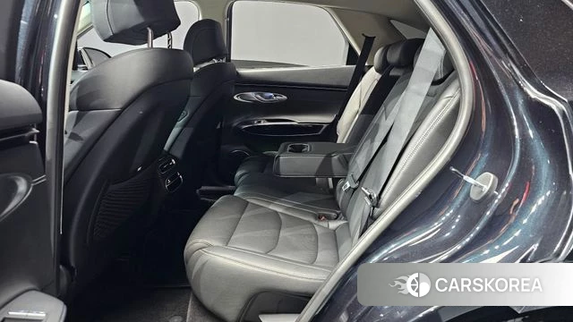 Genesis GV70 2021 Черный из Кореи, фото 3