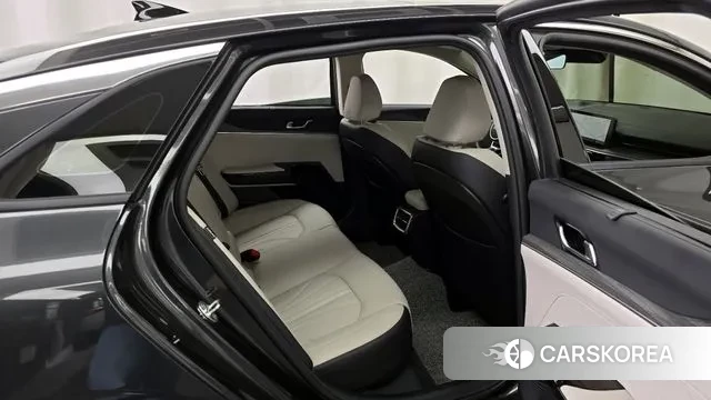 Kia The New K5 3rd generation 2024 Серый из Кореи, фото 3