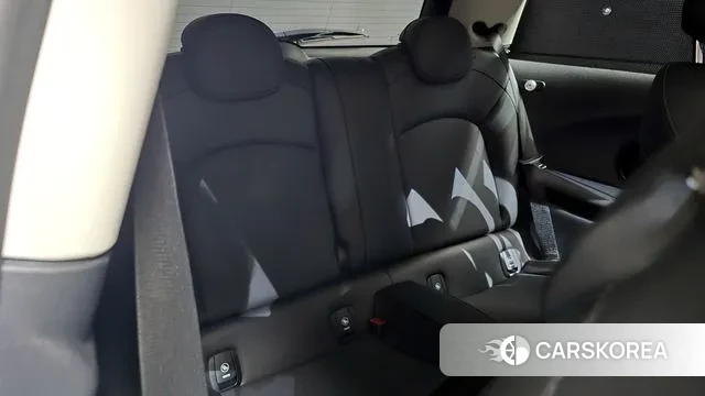 Mini Cooper 2020 Зеленый из Кореи, фото 3