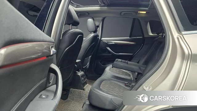 BMW X1 (F48) 2021 Цвет тростника из Кореи, фото 3