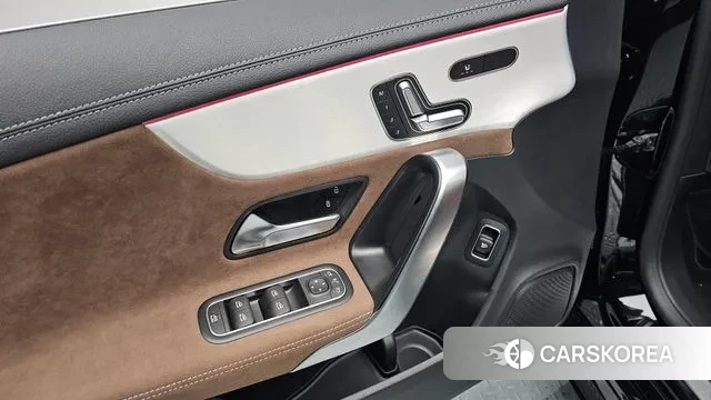 Mercedes-Benz CLA-Class C118 2025 Черный из Кореи, фото 3