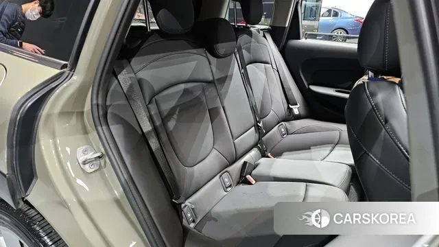 Mini Cooper Clubman 2019 Серебристо-серый из Кореи, фото 3