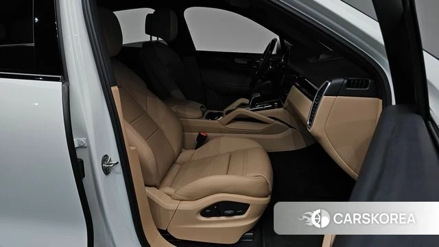 Porsche Cayenne (PO536) 2022 Белый из Кореи, фото 3