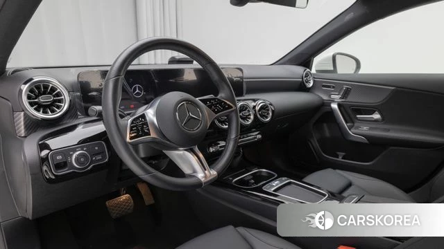 Mercedes-Benz A-Class W177 2025 Белый из Кореи, фото 3