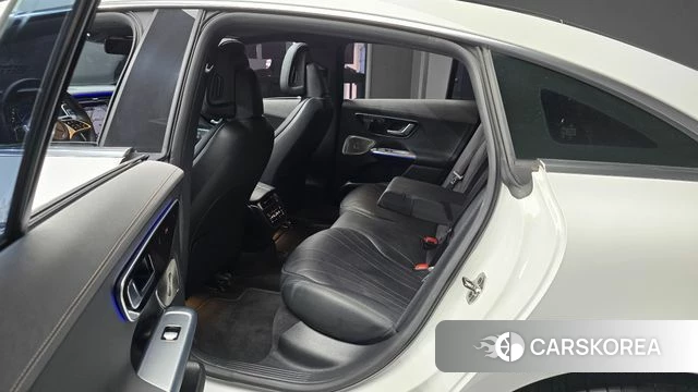 Mercedes-Benz EQE V295 2023 Белый из Кореи, фото 3