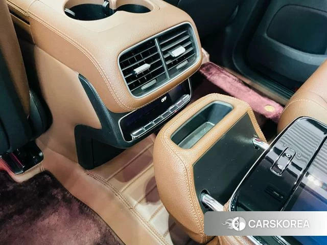 Mercedes-Benz GLS 2024 Черный из Китая, фото 3