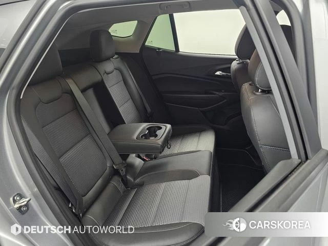 Chevrolet (GM Daewoo) Trax Crossover 2023 Серый из Кореи, фото 3