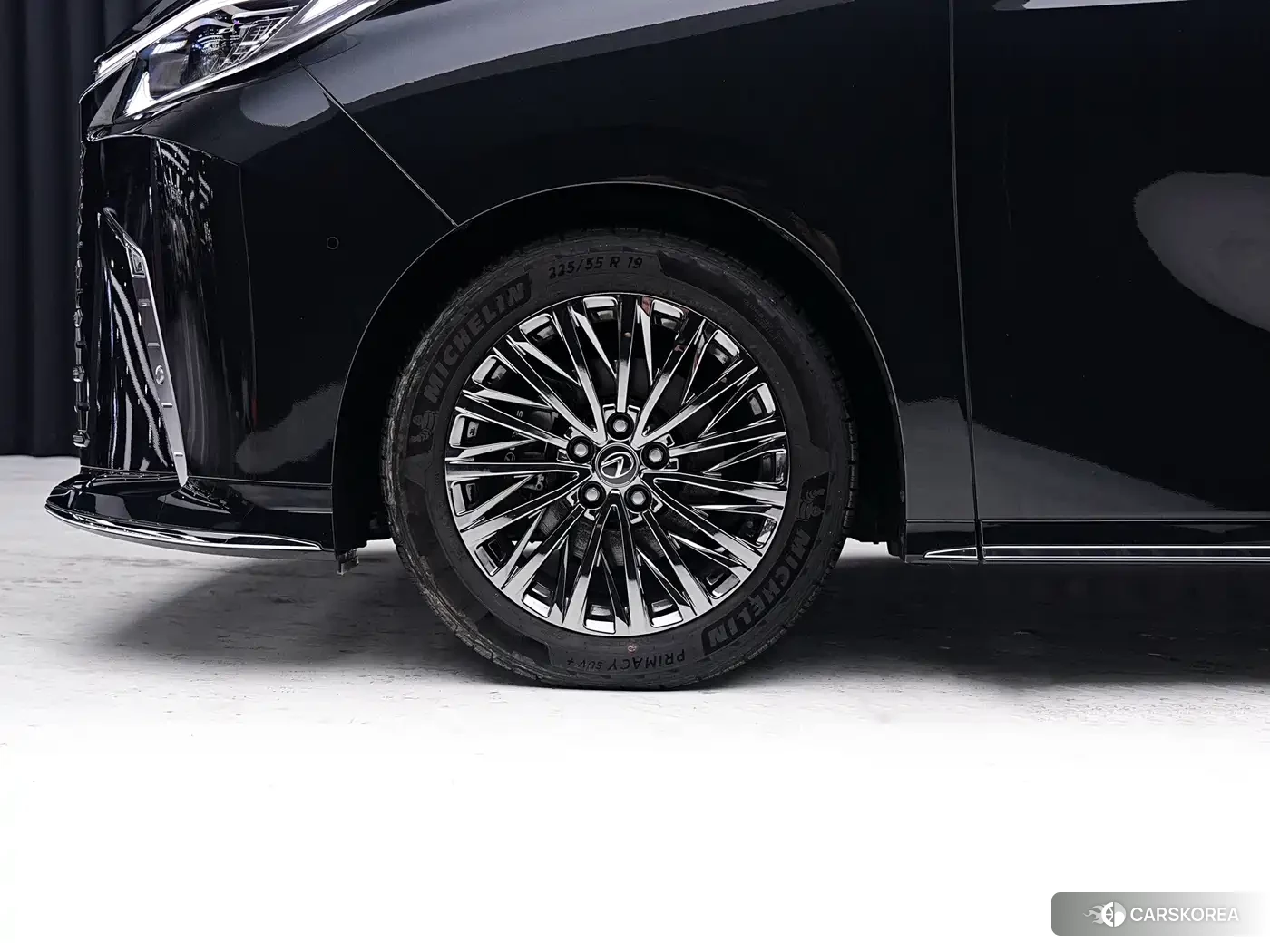 Lexus LM 2023 Черный из Китая, фото 3