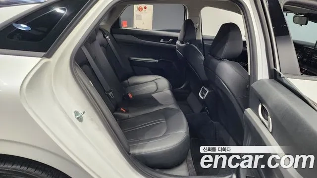 Kia K5 3rd generation 2023 Белый из Кореи, фото 3