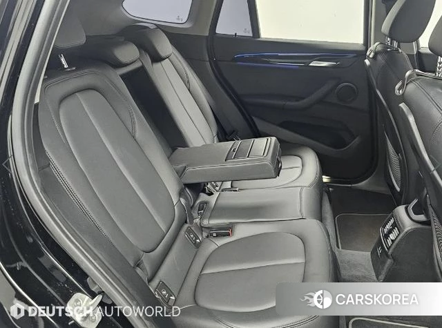 BMW X1 (F48) 2021 Черный из Кореи, фото 3