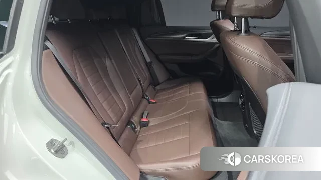 BMW X4 (G02) 2024 Белый из Кореи, фото 3